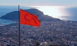 Hollandalı Turizm Platformundan Alanya’ya Kış Daveti: “Güneş, Kahve ve Meze Keyfi Sadece 247 Euro!”