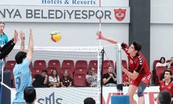 Tribünler Tam Dolu, Alanya Direndi Ama Yetmedi