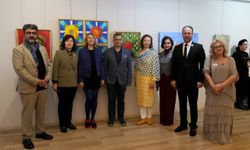 10 ÜLKEDEN 38 SANATÇININ ESERLERİNİN YER ALDIĞI SERGİ KAPILARINI AÇTI