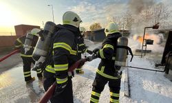 Alanya’da Korkutan Yangın! Oturma odası küle döndü