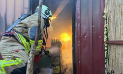 Alanya’da Gece Yangını: Piknik İşletmesi Alevlere Teslim Oldu, Tofaş Küle Döndü