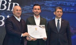 Toklu’ya Vefa Belgesi! Teşekkür Plaketini Çavuşoğlu Takdim Etti