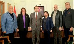 Alanya’da Eğitim ve Yardım Seferberliği. Kaymakam'a brifing