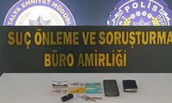 Kepezde Sokak Ortasında Kapkaç! 4 Şüpheli Tutuklandı