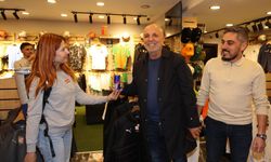 Galatasaray Maçı Öncesi Alanya’da Büyük Heyecan! Başkan Store’da