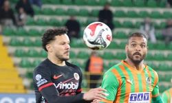 Alanyaspor Evinde Takıldı