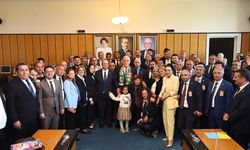 Alanya Ankara’yı Bastı: İYİ Parti’den “Genel Merkez Mesaisi”