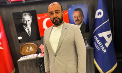 Anahtar Parti’den Siyasi Transfer Tepkisi: “Sandığın Yerini Pazarlık Masaları Alamaz”