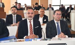 Teşekkür de Var, İsyan da: Işık Mecliste ‘Geciken Hizmetleri’ Yaktı!