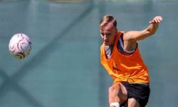 Hadergjonaj: "Kariyerimin En İyi Sezonunu Geçirdim, Daha İyisini İstiyorum"