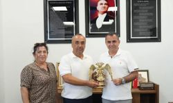 Bir Gün Arayla İkinci Siyasi Ziyaret. Siyasi Rekabet Dışarıda, Alanya İçeride