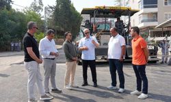 KESTEL'DE ASFALT 9 GÜN ÖNCEDEN TAMAMLANDI EN ANLAMLI TEŞEKKÜR İŞ MAKİNESİNİN ÜZERİNE BIRAKILDI