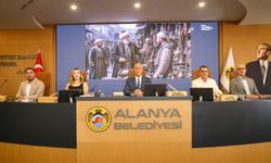 Alanya’daki esnaf odaları tek çatı altında toplanacak