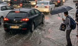 ALANYA’DA YAĞMUR VE RÜZGÂR HAYATI FELÇ ETTİ