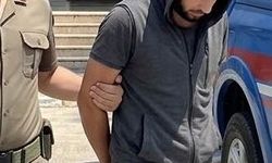 Okurcalar'da Hareketli Dakikalar: Marketteki Hırsızlık Girişimi Bıçaklı Saldırıyla Son Buldu