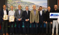 DÜNYA PLAJ FUTBOLU ALANYA’YA ÇIKARMA YAPTI!
