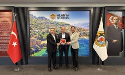 Hizmet-İş Sendikası’ndan Başkan Özçelik'e teşekkür
