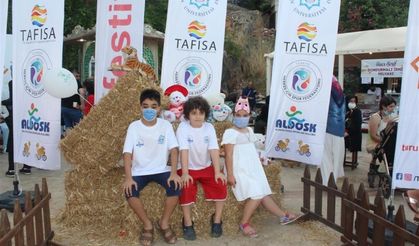 Alanya'da dolu dolu uluslararası çocuk festivali
