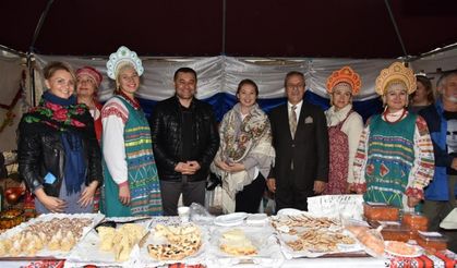 Fotoğraflarla Alanya Noel pazarı