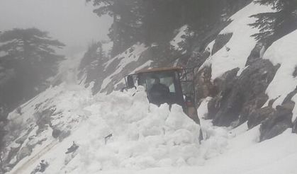 Alanya kırsalında kar temizliği 