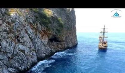 Bir tane Alanyamız var