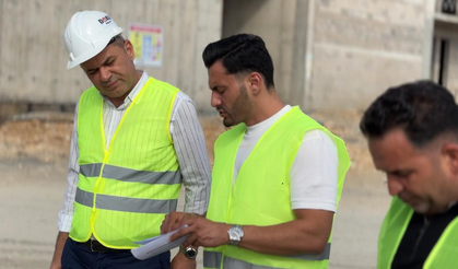 Tavlı, Hastane İnşaatının Devam Ettiğini Fotoğraflarla Gösterdi: "Asılsız İddialara İnanmayın"