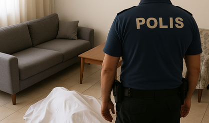 Komşuları Haber Verdi, Polis Kapıyı Çaldı: Evinde Ölü Bulundu