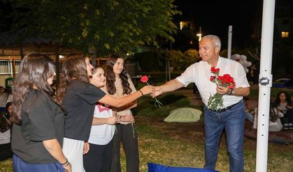 "Cumhuriyetimizin Işığı Yolumuzu Aydınlatıyor": Başkan Özçelik'ten Mesaj