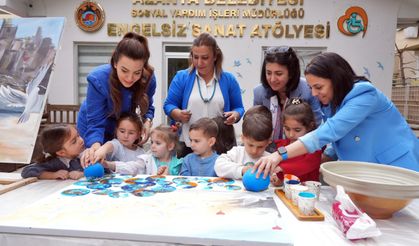 Alanya’da Otizm Farkındalığına Renkli Dokunuş: Mavi Balonlar Havalandı