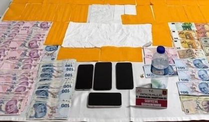 Alanya’da jandarmadan uyuşturucu operasyonu: 75 bin kullanımlık sentetik madde ele geçirildi