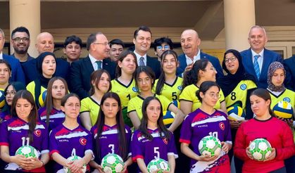 Çavuşoğlu’ndan Alanya’ya Dev Müjde: 3 Bin Kişilik Spor Salonu Geliyor!