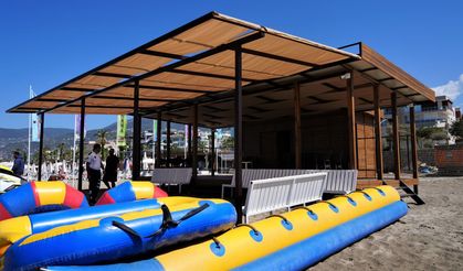 Alanya Sahillerinde Yeni Dönem: Tek Tip Su Sporları İstasyonları Hizmete Girdi