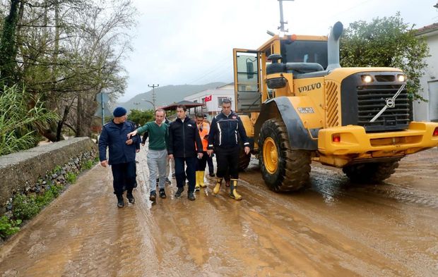 Devlet Alanya da Sahada