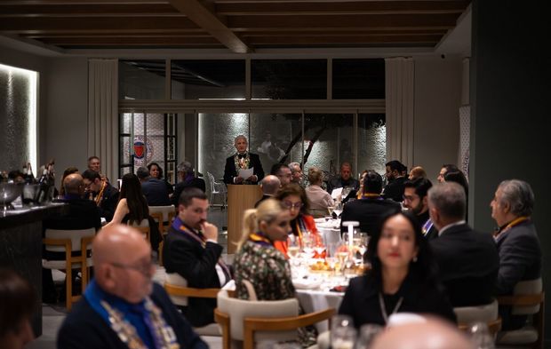 Çatal Bıçak Senfonisi: Alanya’da Seçkin Gala Gecesi. Lezzetin Diploması Seasons’ta Yazıldı