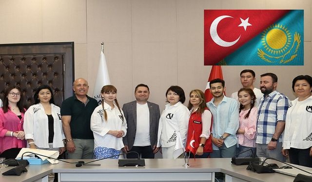 "ALKÜ, Türkiye-Kazakistan Uzman Değişimi Projesiyle Kazakistanlı Heyeti Ağırladı"