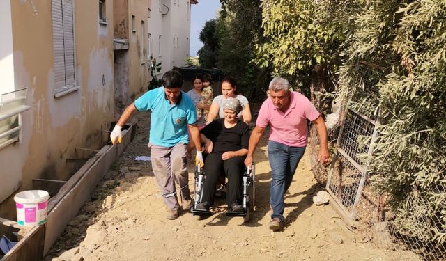 ALANYA BELEDİYESİ'NDEN ENGELLİ VATANDAŞA ÖZEL YOL