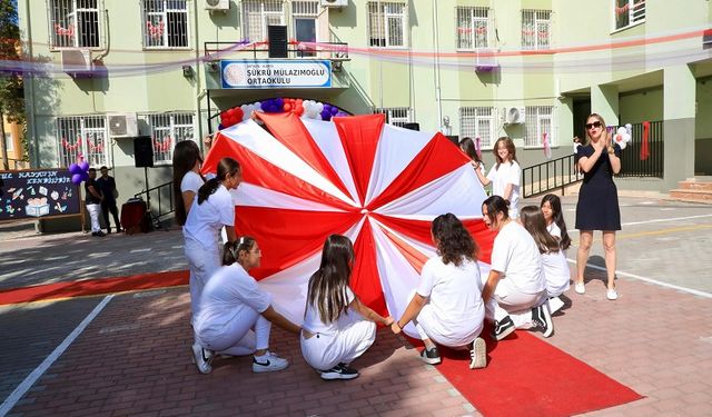 İlköğretim Haftası Şükrü Mülazımoğlu Ortaokulu'nda Coşkuyla Kutlandı