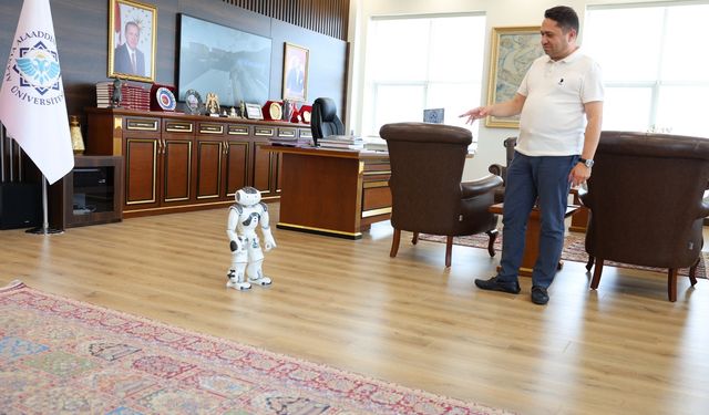 ALKÜ'nün İnsansı Robot Projesine TÜBİTAK’tan Büyük Destek: Taklit ile Derin Öğrenme