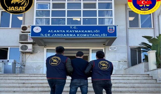 Jandarma Dedektiflerinden Dev Operasyon: 184 Aranan Şahıs Yakalandı