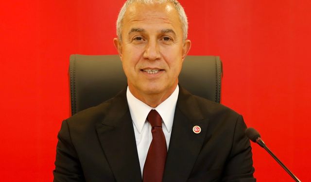 “2025’te Alanya İçin Yeni Projeler İnşa Edeceğiz!” Başkan Özçelik’ten Umut Dolu Mesaj