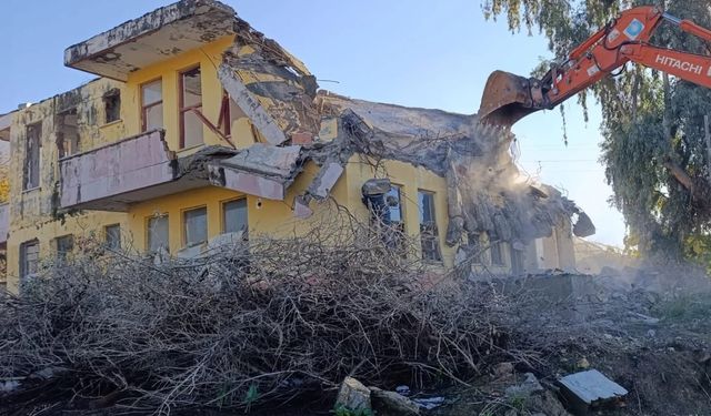 Alanya Türkler Toptancı Hali İçin Bağlantı Yolunda Yıkımlar Başladı