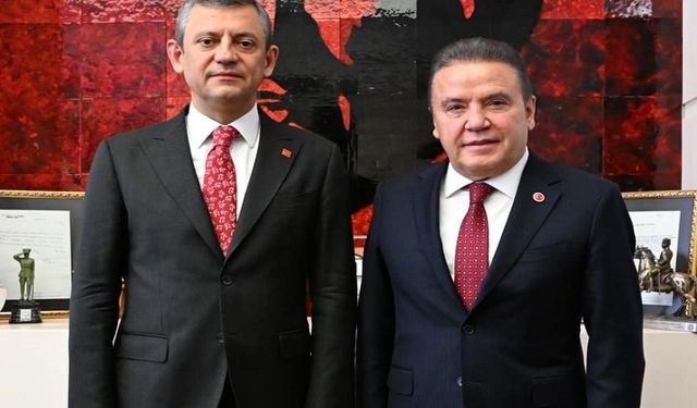 Muhittin Böcek ve Özgür Özel’den Gündeme Dair Kritik Görüşme