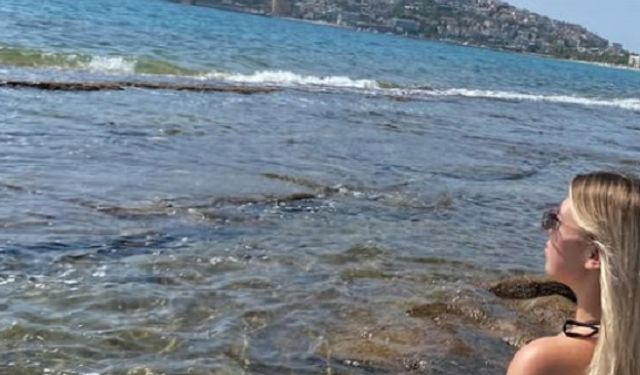 Alanya’da Güneşli Günlerin Tadını Çıkaran Tatilciler Sahillere Akın Etti