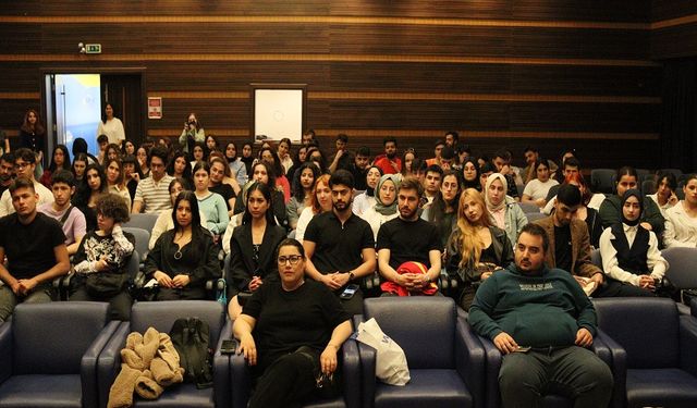Alanya'da 165 Genç  Uluslararası Fırsatlarla Buluştu!