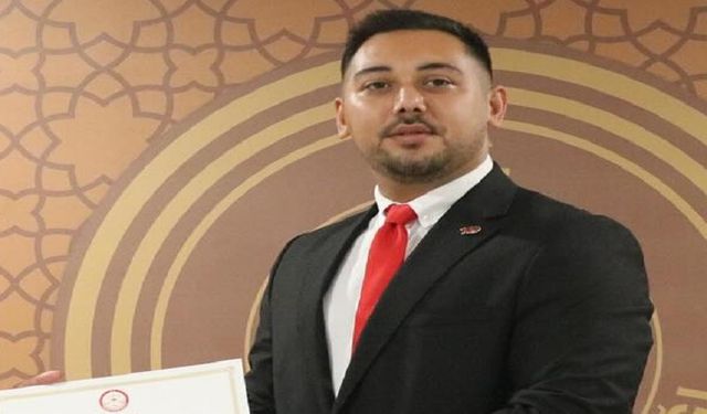 CHP'li Ateşoğlu’ndan AK Parti’ye Sert Yanıt: ‘Siyaset Değil Magazin Peşindesiniz’”