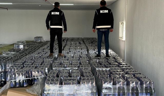 Alanya’da Eş Zamanlı Baskınlar: 2 Milyon Litre Sahte Alkol Yakalandı