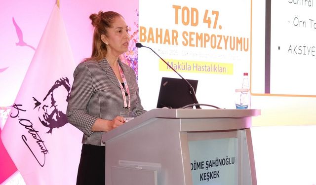 ALKÜ Göz Hastalıkları Başkanı Prof. Dr. Keşkek, Türk Oftalmoloji Sempozyumu’nda Konuştu