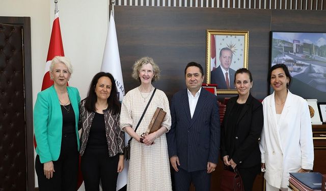 "ALKÜ, Stuttgart ve Norveç Üniversiteleri ile Geleceğe Yönelik Anlaşmalara İmza Attı"