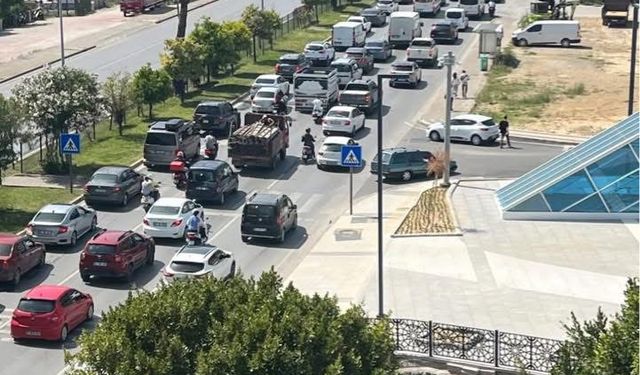 DENİZE GİRMEK KOLAY, TRAFİKTE YÜZMEK ZOR!