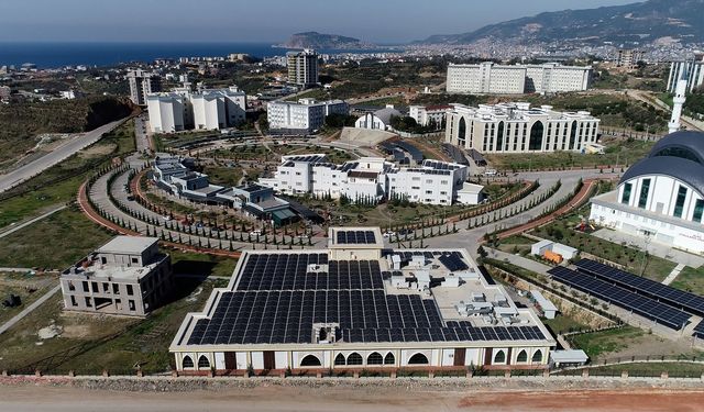 Alanya Bilimle Yükseliyor: Moleküler Tıp Merkezi Faaliyete Başladı